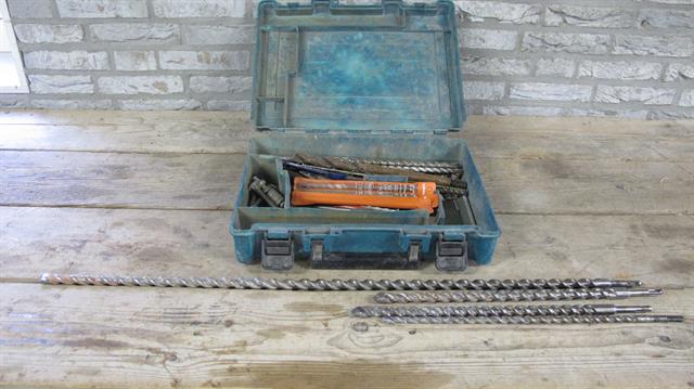 Diversen kist met diverse boren