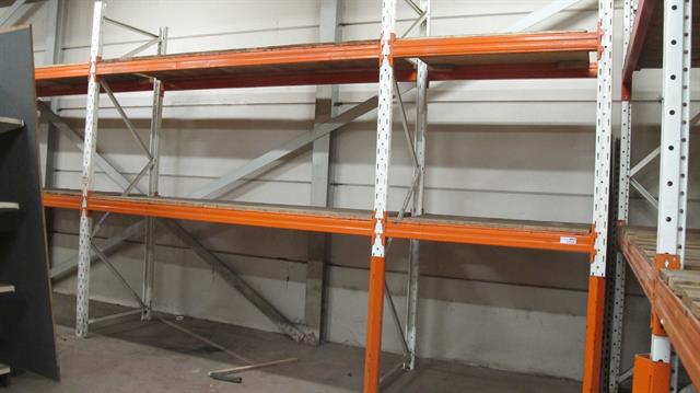 Magazijnstelling palletstelling 5 staanders en 16 liggers